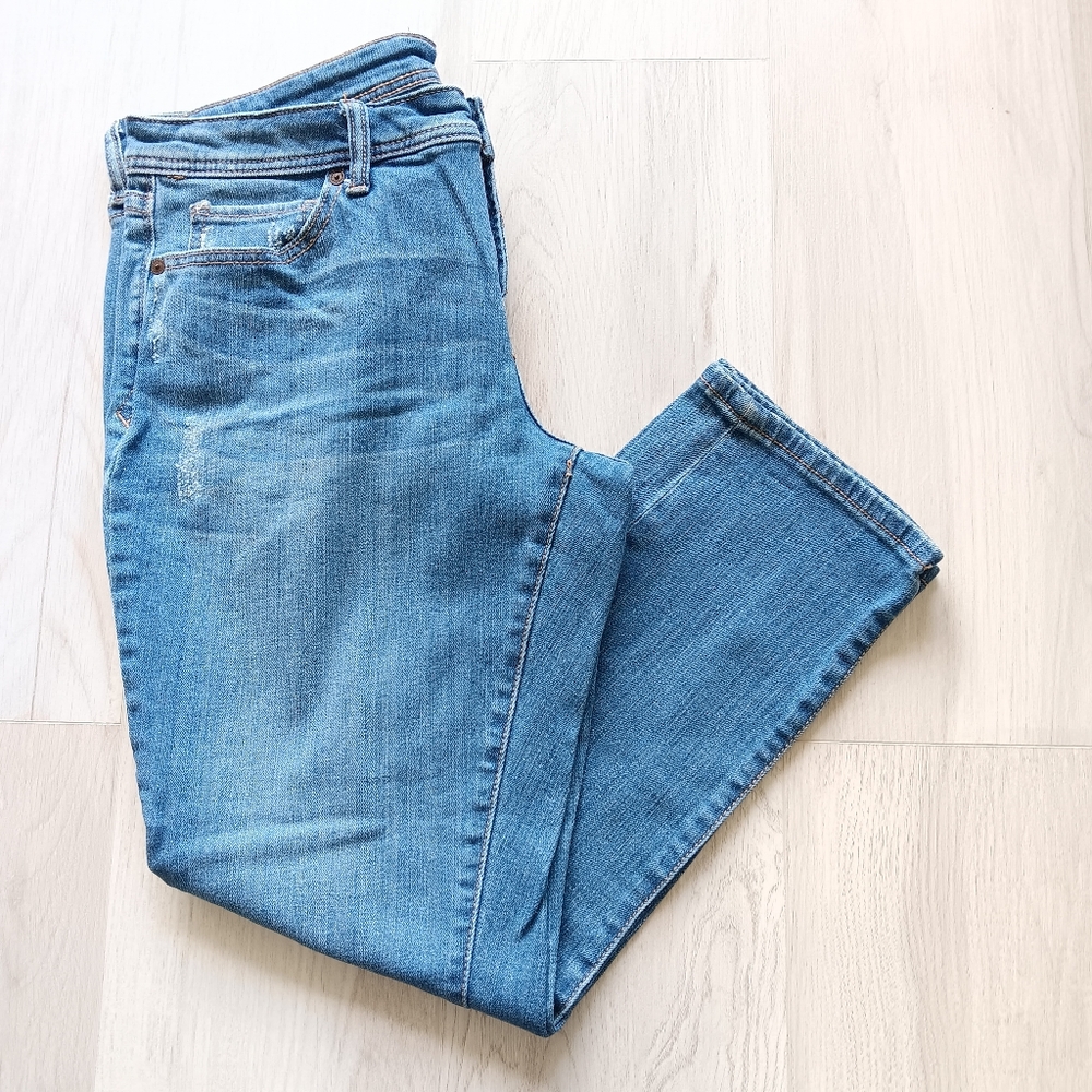 JCPenney Classic Denim Blue Jeans Cotton Straight Leg 9" Rise Size 32/14P